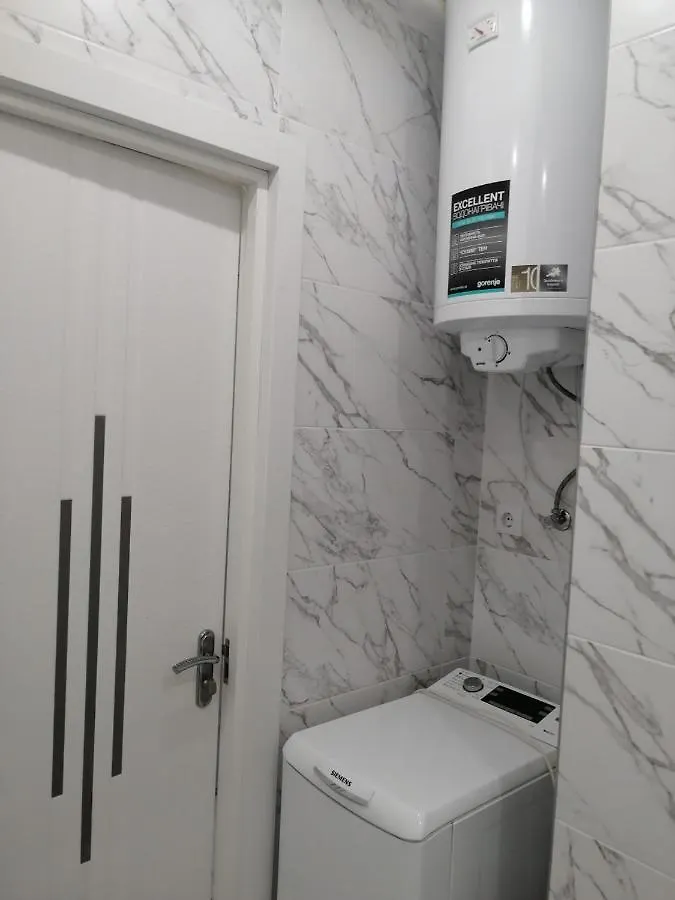 М. Харьковская, Ул. Вишняковская Kyiv Apartment